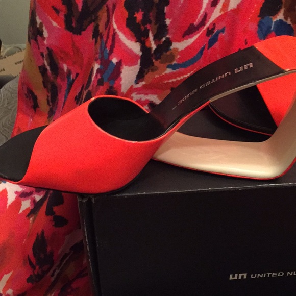 SOLD! United Nude Rare Slides - Picture 4 of 8